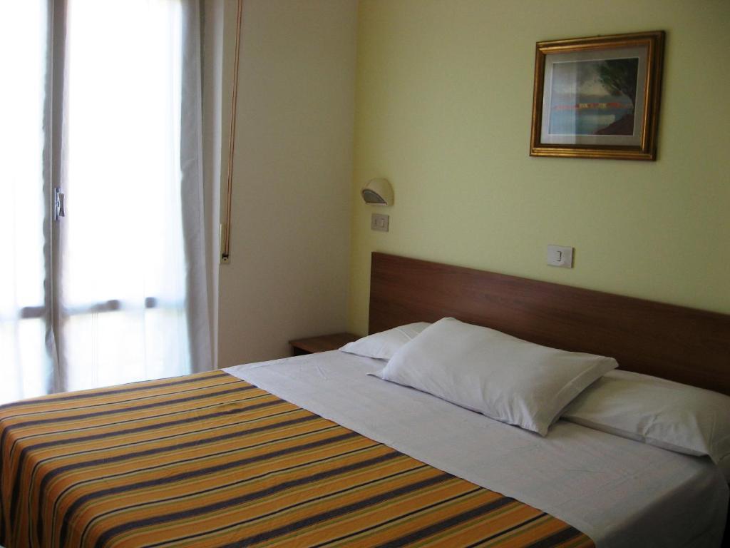 Hotel Toledo Rimini Zimmer foto